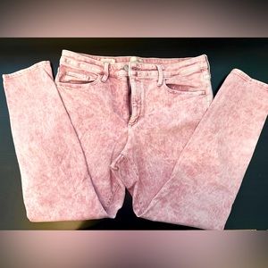 NWOT Universal Thread Pink Acid Washed Skinny Jeans. Size 14. So cute!